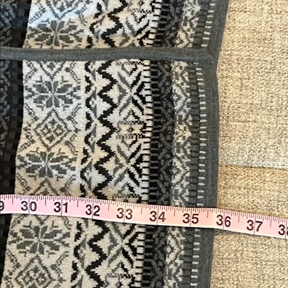 ICELANDIC DESIGN LONG WOOL AND ACRYLIC CARDIGAN SWEATER SIZE M - Picture 12 of 12